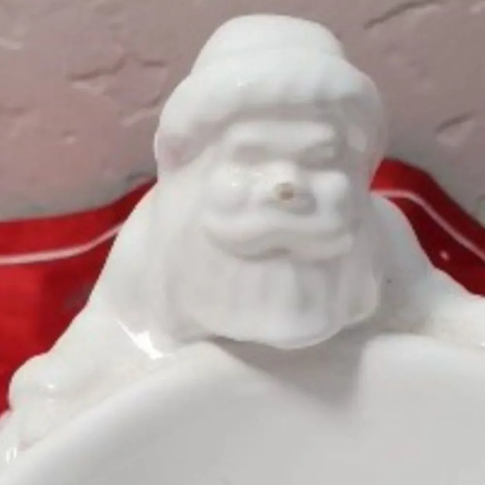 Williams Sonoma Santa Dish Holiday Candy Dish or Soap Dish White Ceramic